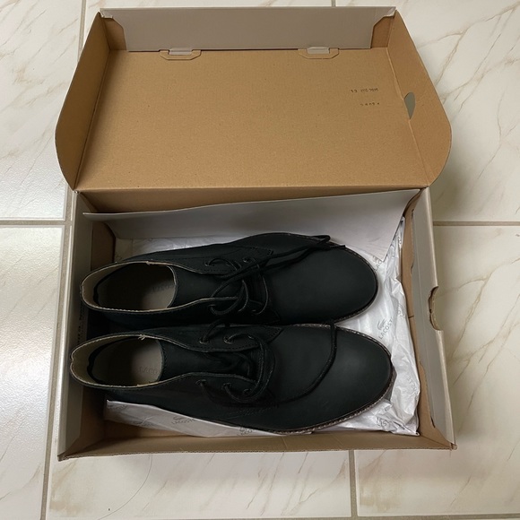 Lacoste Sherbrook HI Leather shoes - Picture 9 of 12